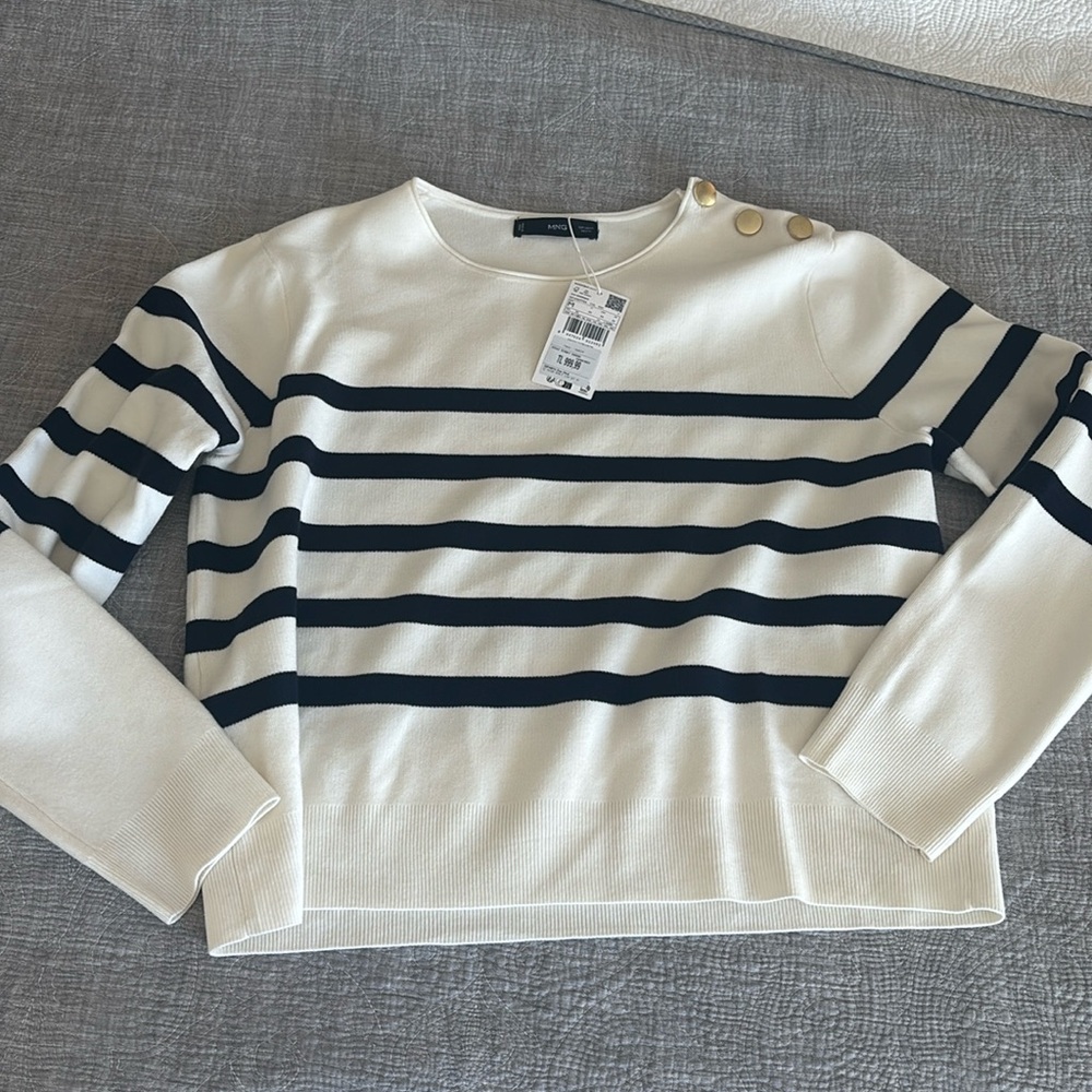 NWT Mango sweater